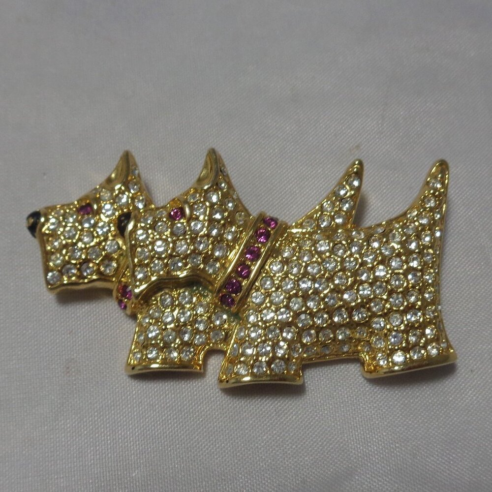 Napier Rhinestone Twin Scotties Pin Brooch Goldtone Setting